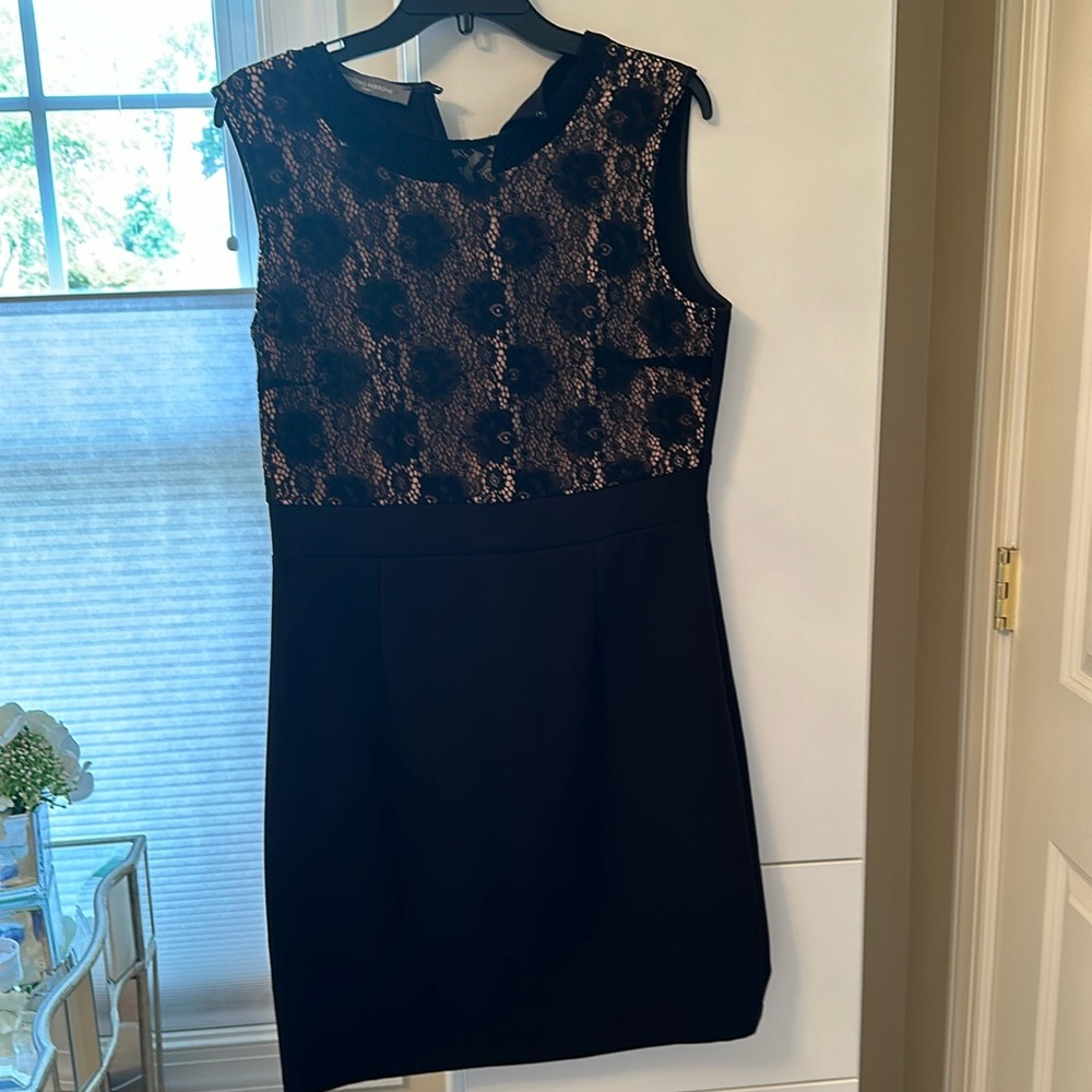Beautiful Italian Black Sandro Ferrone Dress. Size 8. Zipped back.